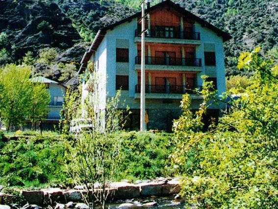 Hotel Puitavaca Ribera de Cardós Eksteriør billede